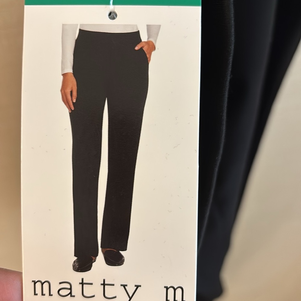 Women’s Pants - Picture 3 of 4